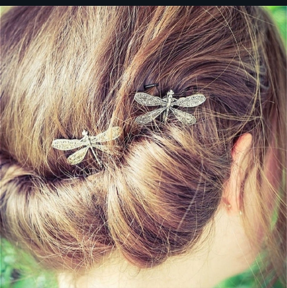 HP!! NWT Set of Two Adorable Boho Silver Dragonfly Hair Clips/Bobby Pins! - Picture 7 of 13